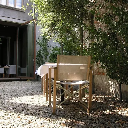 隆基登设计住宿加早餐旅馆 5*